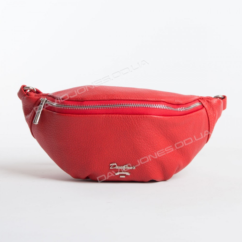 Бананка CM5766T red